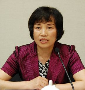 周冠女.jpg
