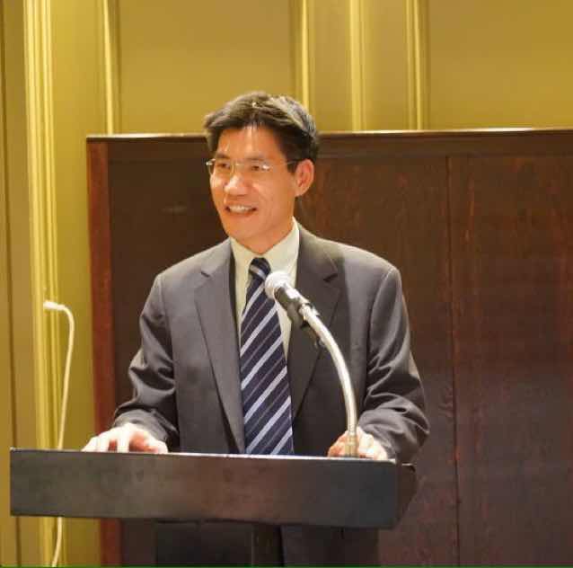 frank zhang.jpg